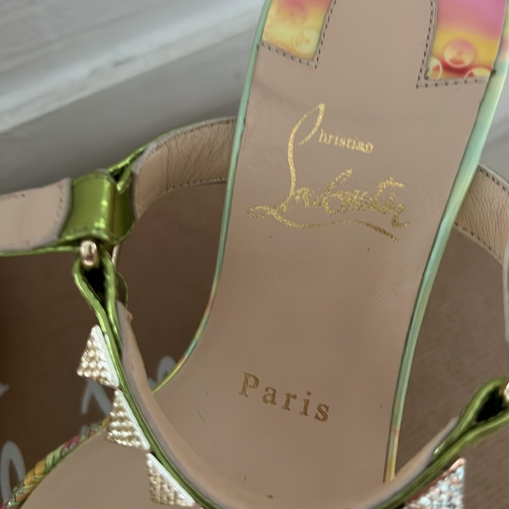 New Christian Louboutin Green Wedge Sandals Studded Italy Size 37 AUTHENTIC - Picture 3 of 11